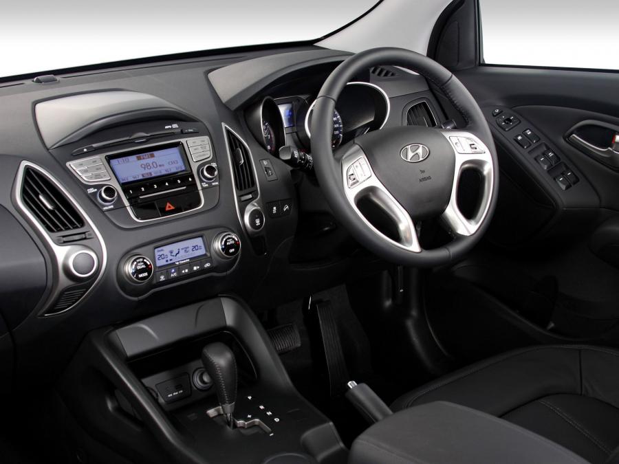  Hyundai ix35 2010 года  (ZA) (фото 2 из 8)